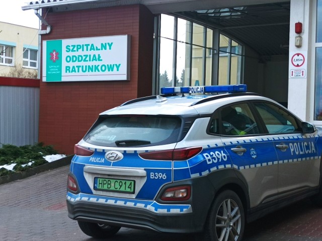 Policjanci interweniowali na SOR w Wałbrzychu, po tym jak pacjent groził nożem ratownikom w karetce pogotowia