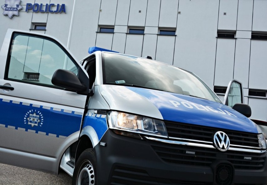 Komenda Miejska Policji w Suwałkach. Funkcjonariusze otrzymali nowy radiowóz