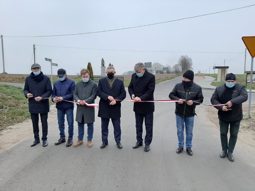 Otwarcie dwóch dróg gminnych w gminie Stolno