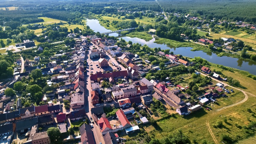 Powiat szamotulski. Obrzycko z lotu ptaka zachwyca [ZDJĘCIA]