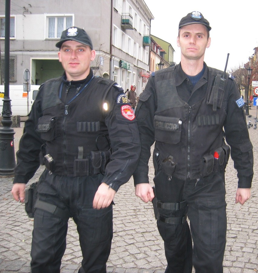 Policjanci po cywilnemu to sposób na wandali grasujących w Kutnie?