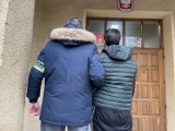 Policjanci z Krakowa złapali włamywaczy. Okradli dom w Podgórzu z kosztowności
