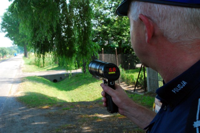 Policja w Jarocinie: Miał 106 km/h w obszarze zabudowanym. Stracił prawo jazdy