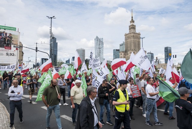 Protest rolników wystartuje o godzinie 11.00 spod Pałacu Kultury i Nauki