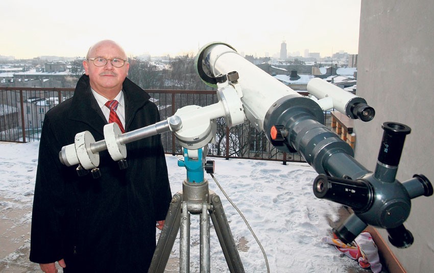 Mieczysław Borkowski, dyrektor łódzkiego planetarium,...