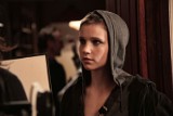 Eliza Rycembel ogoliła głowę do roli w "Carte Blanche" [WIDEO]