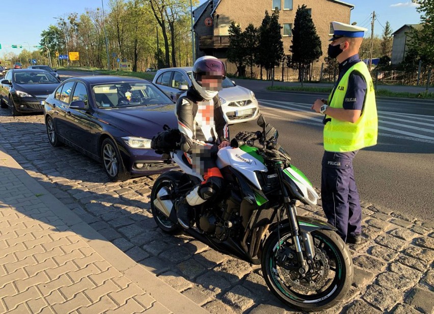 Motocyklista w Bytomiu przekroczył prędkość o 61 km/h w terenie zabudowanym. Stracił prawo jazdy [WIDEO]