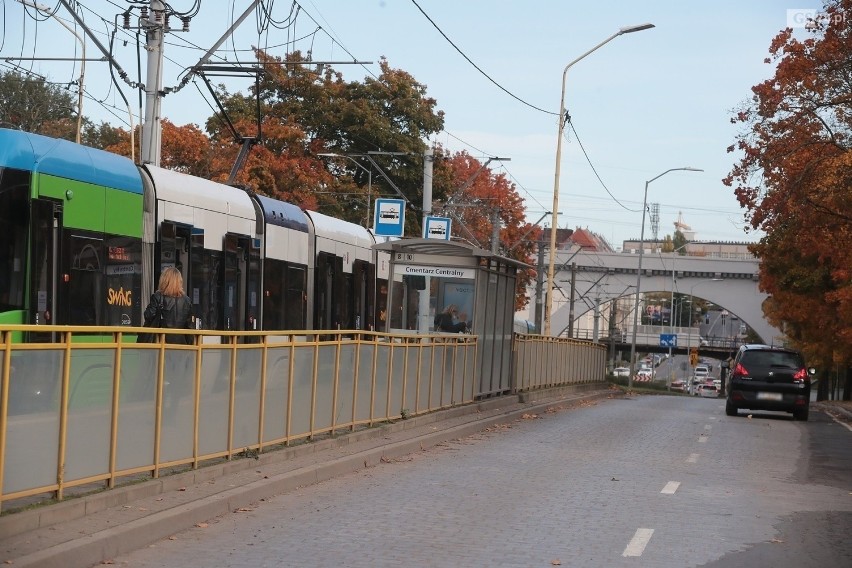 Szczecin. W weekend w rejon cmentarza będą kursować dodatkowe autobusy i tramwaje