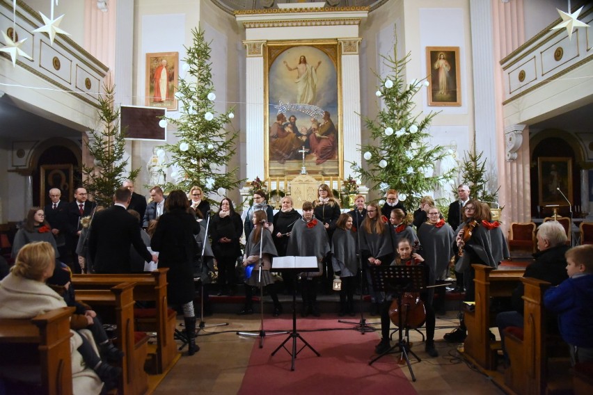 Dzisiaj w Międzyrzeczu wesoła nowina, czyli koncert kolęd w kościele św. Wojciecha w Międzyrzeczu [ZDJĘCIA]