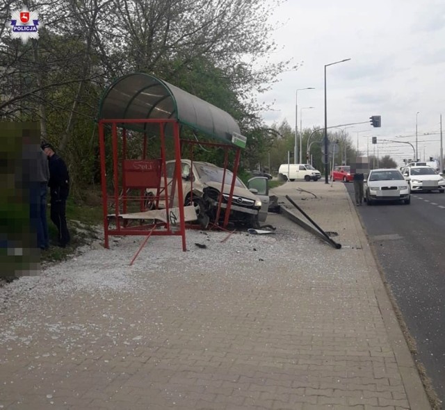 Lubelscy policjanci ruchu drogowego wyjaśniają okoliczności kilku wypadków, do których doszło w piątek po południu na ulicach Lublina