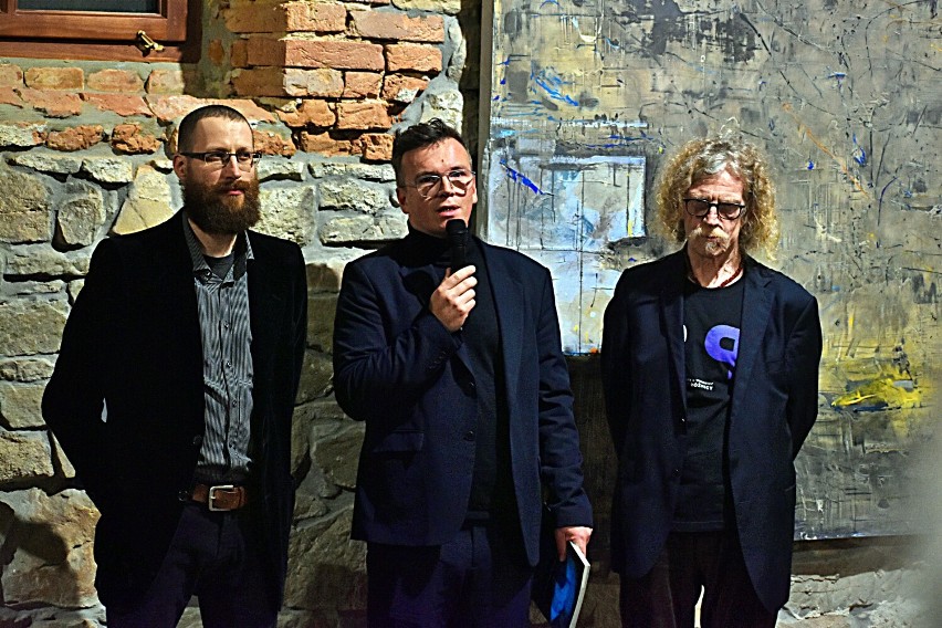 Świetny wieczór w Szymbarku. Muzeum Dwory Karwacjanów i Gładyszow zaprosiło na dwa wernisaże i koncert