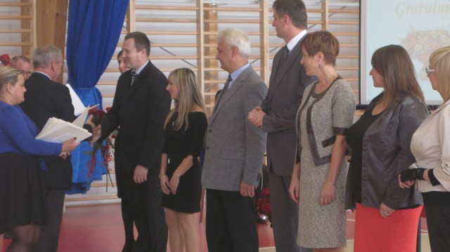 Dzień Nauczyciela Jelenia Góra: Uroczystość odbyła się w nowej hali sportowej ZST "Mechanik"