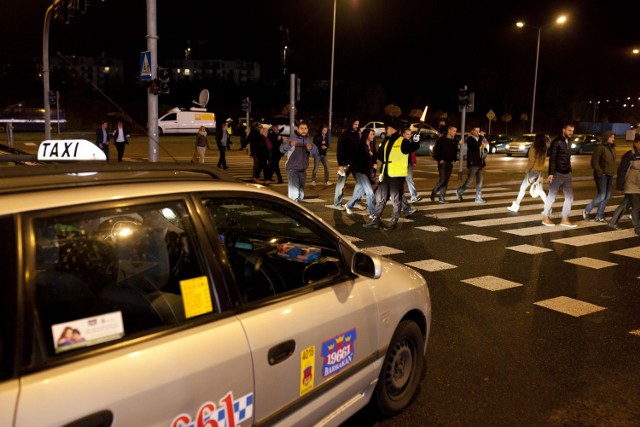 Protest taksówkarzy na Rondzie Radosława. Są utrudnienia/Zdjęcie ilustracyjne