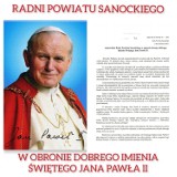 Rada Powiatu Sanockiego: Stanowczo sprzeciwiamy się podważaniu roli, jaką odegrał  Święty Jan Paweł II