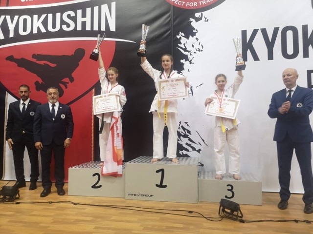 Inowrocławski Klub Kyokushin reprezentowało 9 zawodników: Marta Czerwińska, Marcelina Łysiak, Oliwia Trybuś, Weronika Tkaczyk, Karolina Kwiatkowska, Igor Strach, Marcel Derdzikowski, Antoni Wituła i Jakub Tkaczyk