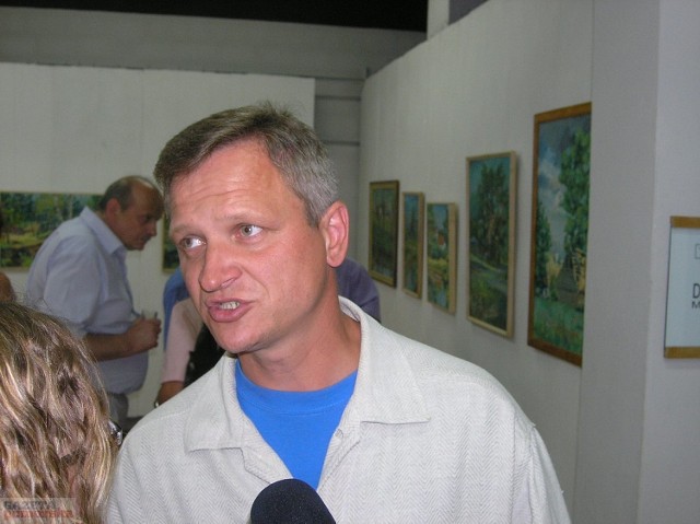 W lipnowskim MCK, w sali kameralnej, od piątku 16 bm. można będzie oglądać prace Dariusza Gulcza. Tytuł wystawy:  "Oblicza portretu".