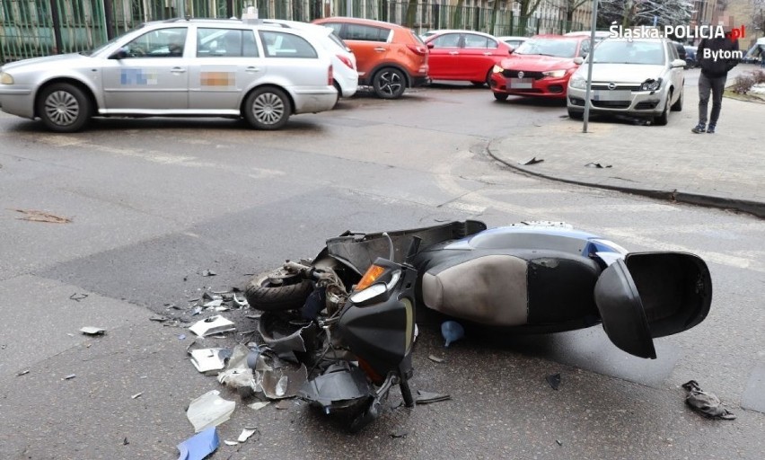 Bytomscy policjanci wyjaśniają okoliczności zderzenia auta z...