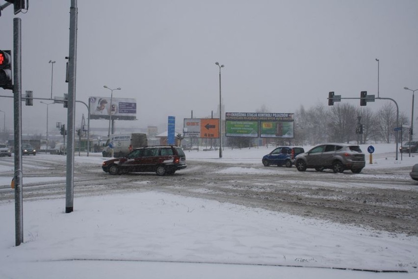 Śnieżyca w Sosnowcu. A jakie warunki panują na drogach?