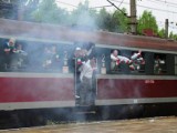 Kibice Legii sterroryzowali pociąg do Szczecina? "Obsługa zamknęła się w swoim przedziale"