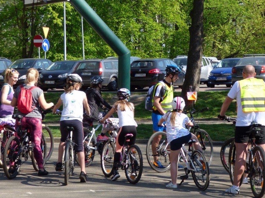 Rodzinny rajd rowerowy w Mikołowie: tłumy na jednośladach