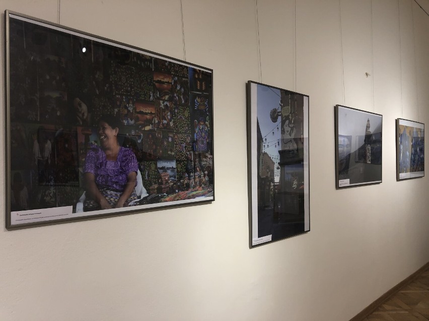 Ulice Świata – niezwykła wystawa fotograficzna Anity Polakowskiej w Jarosławiu