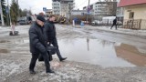 Na ważnej inwestycji drogowej w Kielcach nie zawieszono prac na okres zimy, ale i tak ma duże opóźnienie. Zobacz zdjęcia