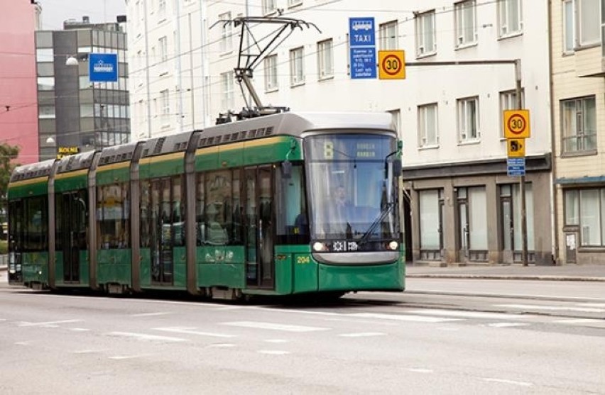 Dwa używane tramwaje Variotram są już w drodze z Helsinek do...