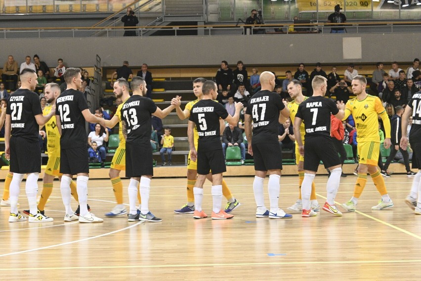 Futsal Świecie przegrał z We-Met Futsal Club Kamienica...