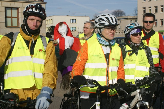 Rowerzyści wyruszyli nad Przemszę, by utopić Marzannę