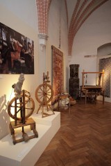 Kwidzyn. Muzeum Zamkowe zaprasza mieszkańców na warsztaty tradycyjnego tkactwa