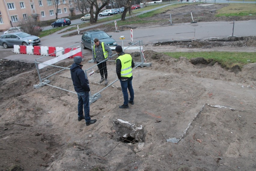 Fragment tajemniczej betonowej konstrukcji robotnicy...