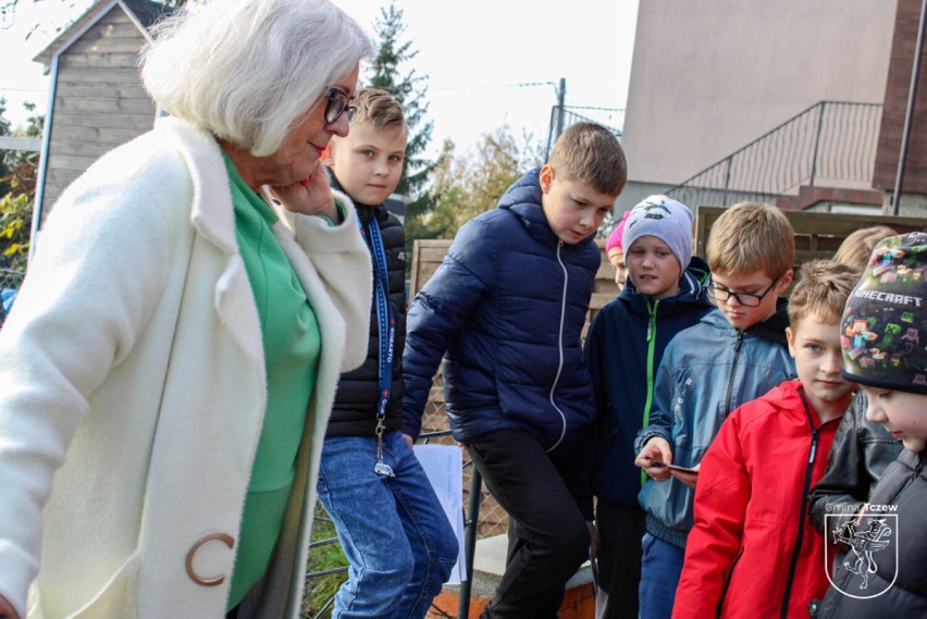 W Dabrówce Tczewskiej wmurowano Wehikuł naszych czasów dla przyszłych pokoleń