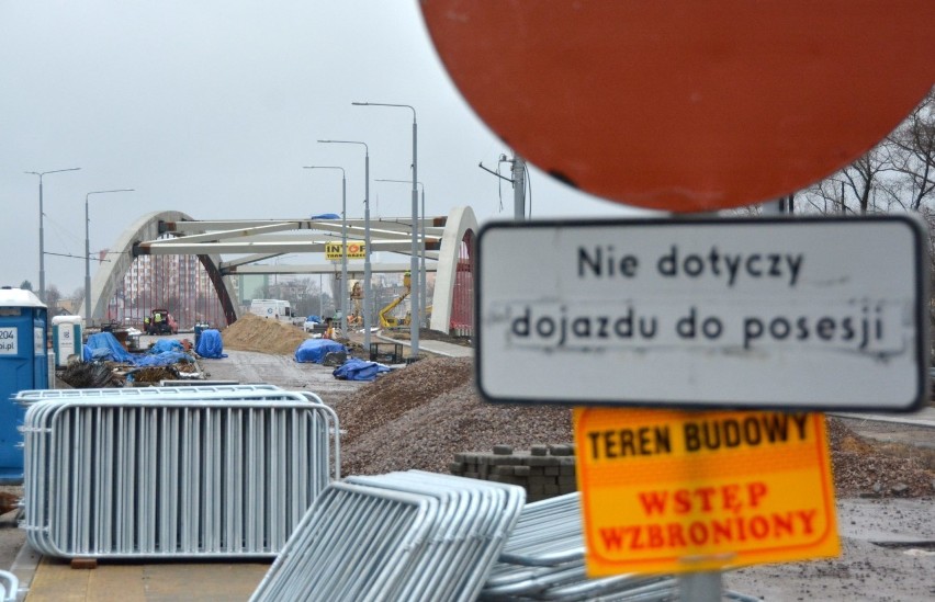 Budowa mostu na ul. Muzycznej. Ma być gotowy w czerwcu (ZDJĘCIA)