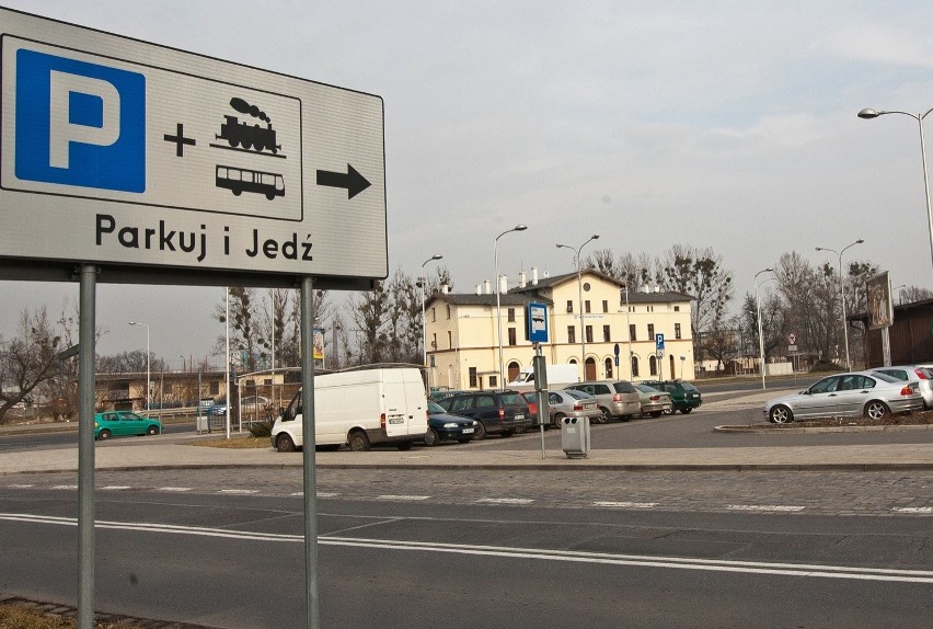 We Wrocławiu mają powstać kolejne bezpłatne parkingi typu...