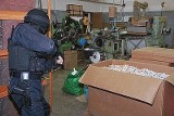 Policja zlikwidowała fabrykę papierosów w Bytomiu