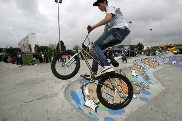 Skatepark w Konstancinie - Jeziornie. Młodzież dostanie swój kompleks sportowy