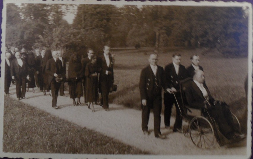 Muzeum Zamkowe w Pszczynie. Wystawa na temat pogrzebów panów...