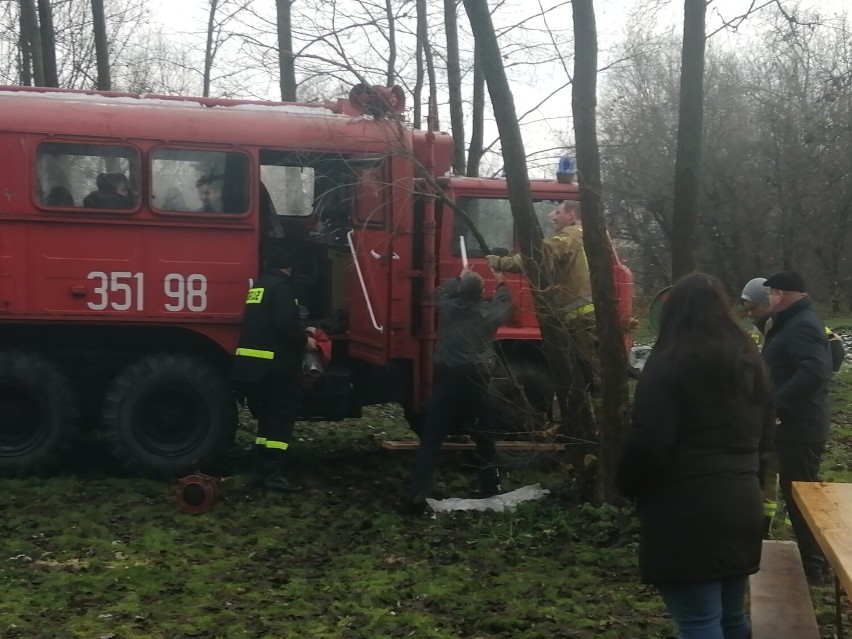 Ponad 100 morsów weszło do Rawki pod Skierniewicami. Wszystko w celach charytatywnych