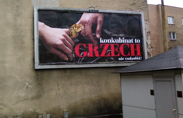 Niecodzienna reklama na ulicach Kalisza
