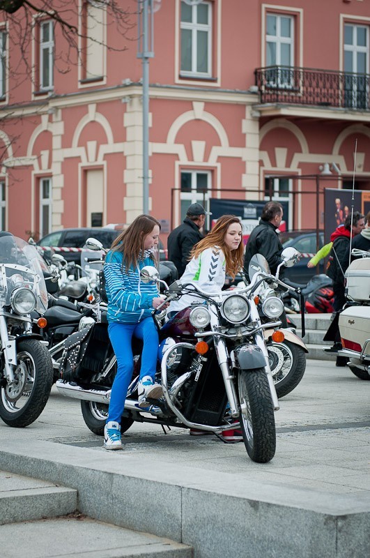 Motoserce w Częstochowie rozpoczęło sezon motocyklowy. Jutro Zjazd Gwiaździsty