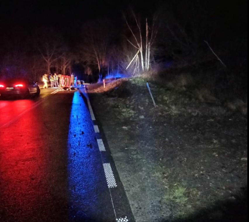 Śmiertelny wypadek w Jędrzychowicach. Zginął 19-latek. Policja bada okoliczności zdarzenia