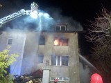 Pożar na ulicy Żołny na Ursynowie. Dwie osoby nie żyją [ZDJĘCIA]