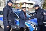 Libiąż. Policjanci z wydziału kryminalnego otrzymali nowy samochód 