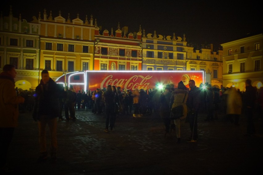 Ciężarówki Coca-Coli na Rynku Wielkim w Zamościu