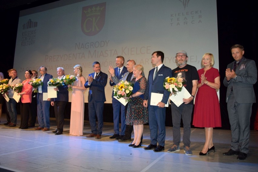 Wręczono Kulturalne Nagrody Prezydenta Miasta Kielce. Zobacz kogo uhonorowano