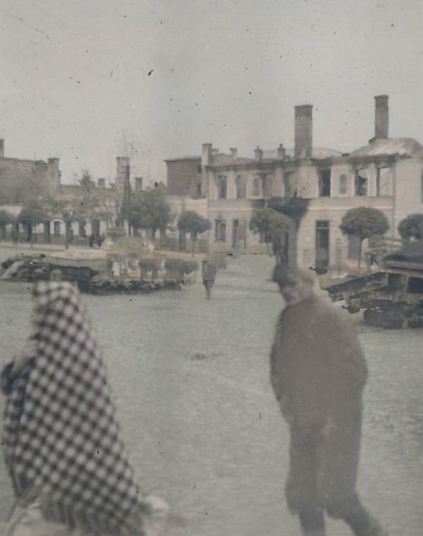 Październik 1939, Rynek.