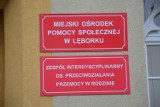 W Lęborku syn zamienił życie matki w koszmar. Twierdzi, że jest zagrożeniem dla otoczenia 