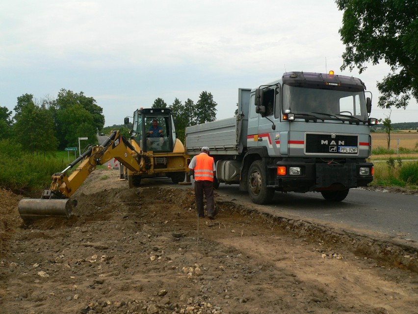 Remontują drogę powiatową z Pleszewa do Czermina