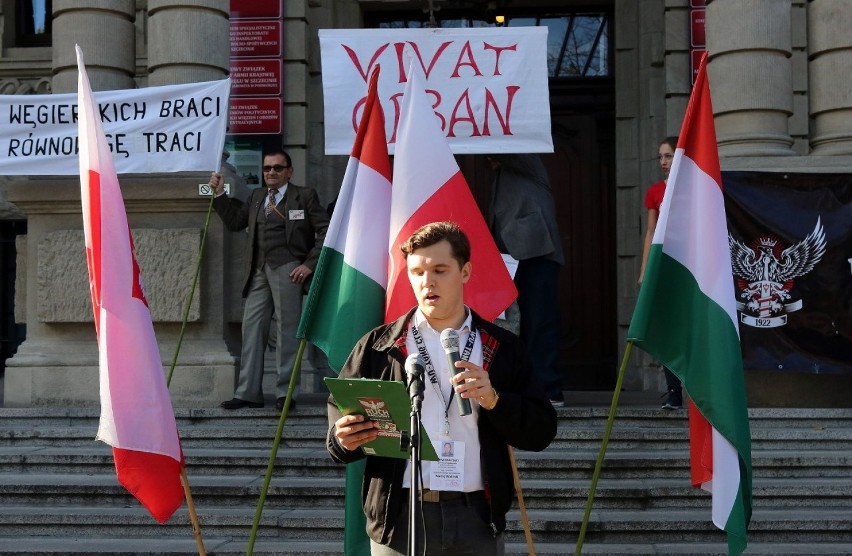 "Szczecin wolny od islamu". Protest środowisk patriotycznych i kibiców
