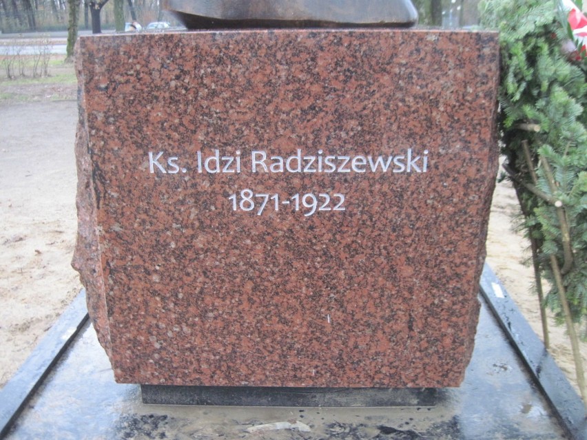 W Lublinie został odsłonięty pomnik ks. Idziego Radziszewskiego, założyciela KUL (ZDJĘCIA)